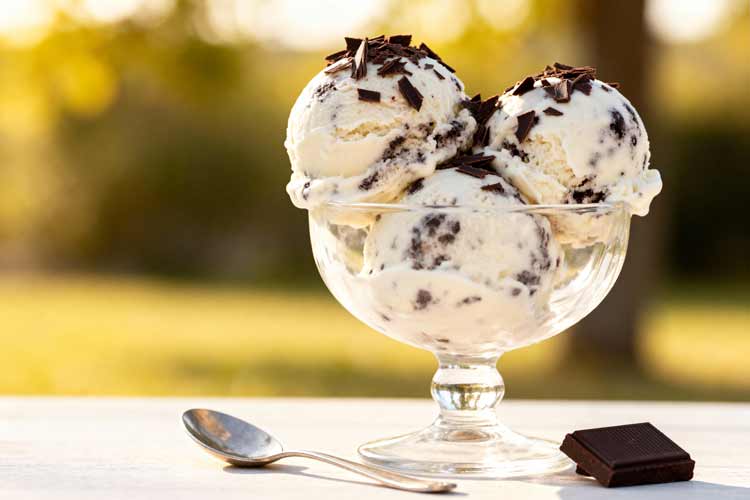 Stracciatella ijs maken