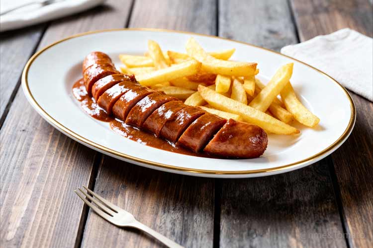 Duitse curryworst bakken