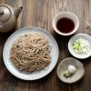 Soba noodles koken
