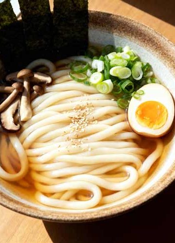 Udon noedels koken