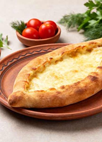 Khachapuri Megruli met kaas